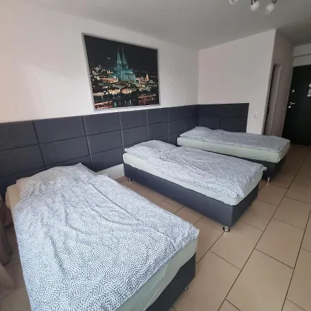 Apartment Workers-sleep-station Cologne