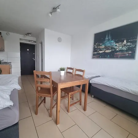 Workers-sleep-station Apartment Cologne