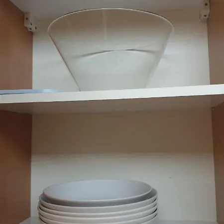 Workers-sleep-station *