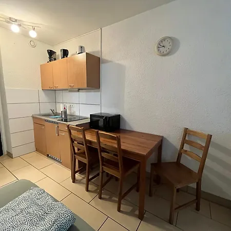 Workers-sleep-station Apartamento