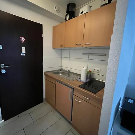 Workers-sleep-station Apartamento