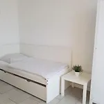 公寓 Workers-sleep-station *