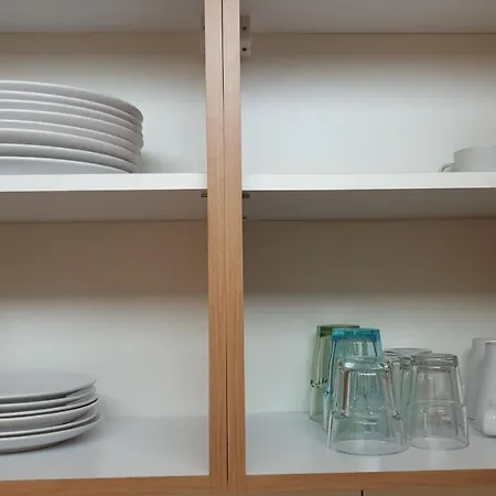 Workers-sleep-station