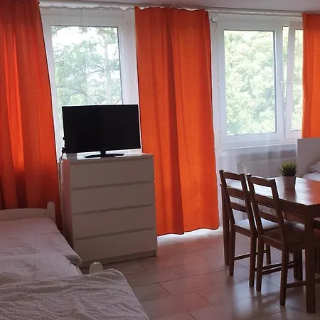 Workers-sleep-station *