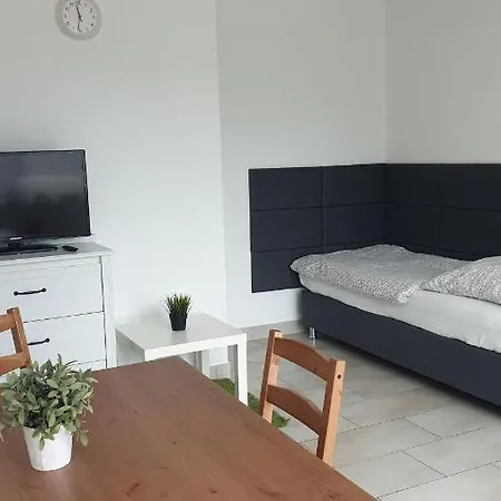 Workers-sleep-station