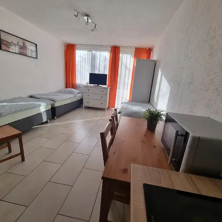 Workers-sleep-station Apartamento *