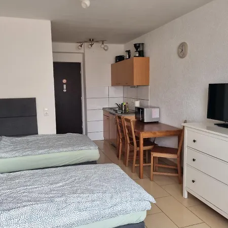 Workers-sleep-station Apartamento