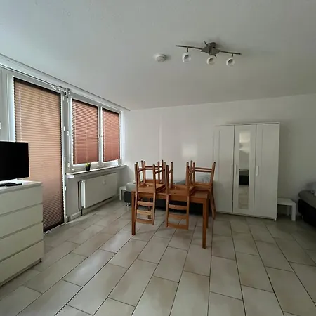 アパート Workers-sleep-station