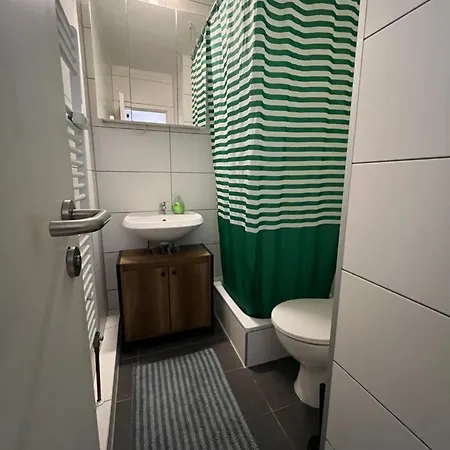 Workers-sleep-station Apartamento
