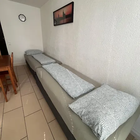 Apartamento Workers-sleep-station Colonia