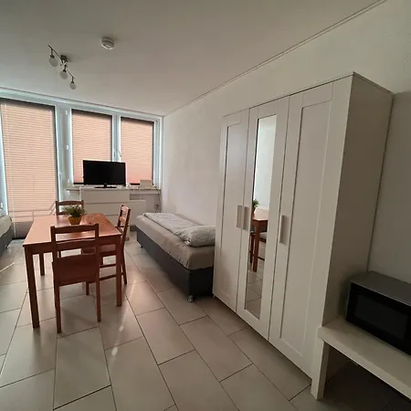 Apartamento Workers-sleep-station Colonia