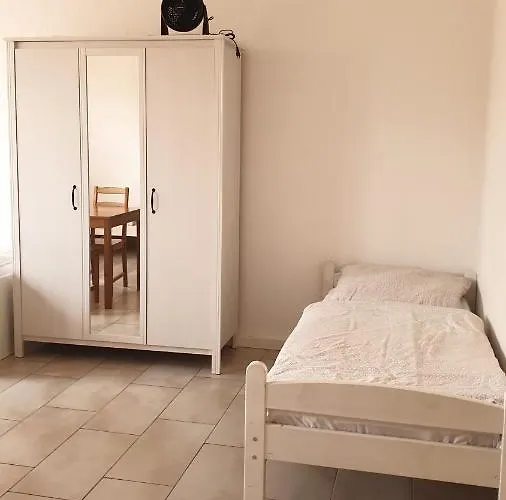 Workers-sleep-station Apartamento