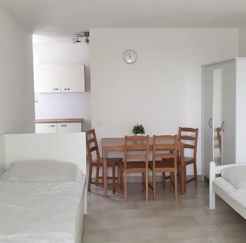 Workers-sleep-station Apartment