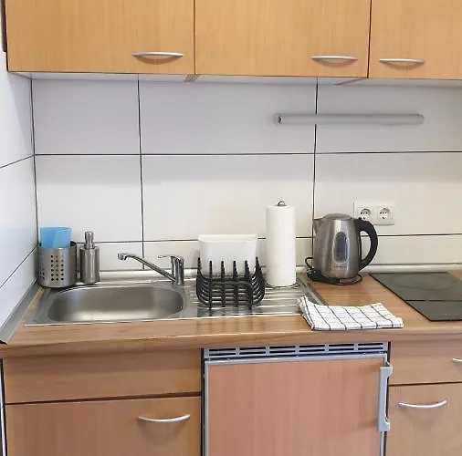 Workers-sleep-station Cologne