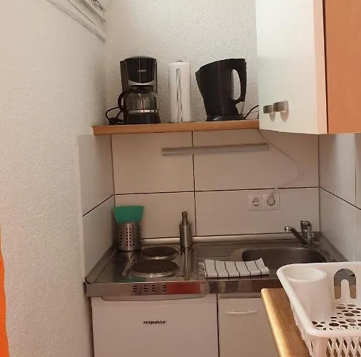 Workers-sleep-station * Colonia