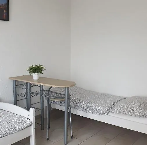 Workers-sleep-station Apartamento Colonia