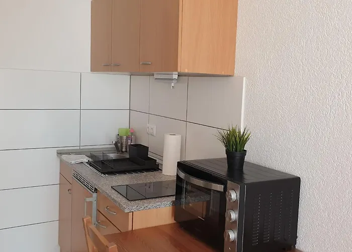 Workers-sleep-station