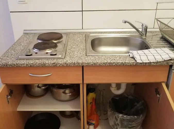 Workers-sleep-station Apartment Cologne