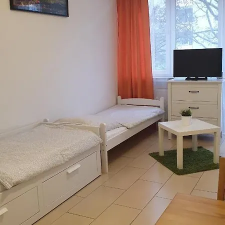 Workers-sleep-station