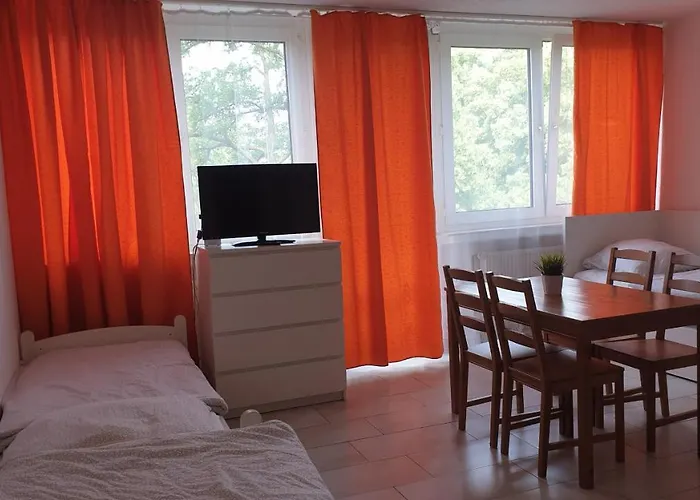 Workers-sleep-station *