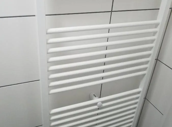 Workers-sleep-station * Köln